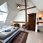 Maison Xviiie Avec Vue Panoramique Exceptionnelle - 12 Pers Au Coeur Du Pays D'auge *