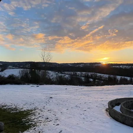 Maison Xviiie Avec Vue Panoramique Exceptionnelle - 12 Pers Au Coeur Du Pays D'auge بيت للعطل
