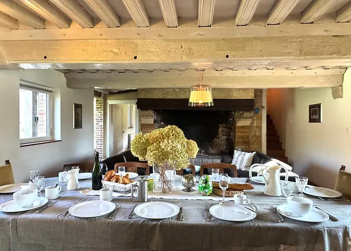 Maison Xviiie Avec Vue Panoramique Exceptionnelle - 12 Pers Au Coeur Du Pays D'auge بيت للعطل Le Renouard